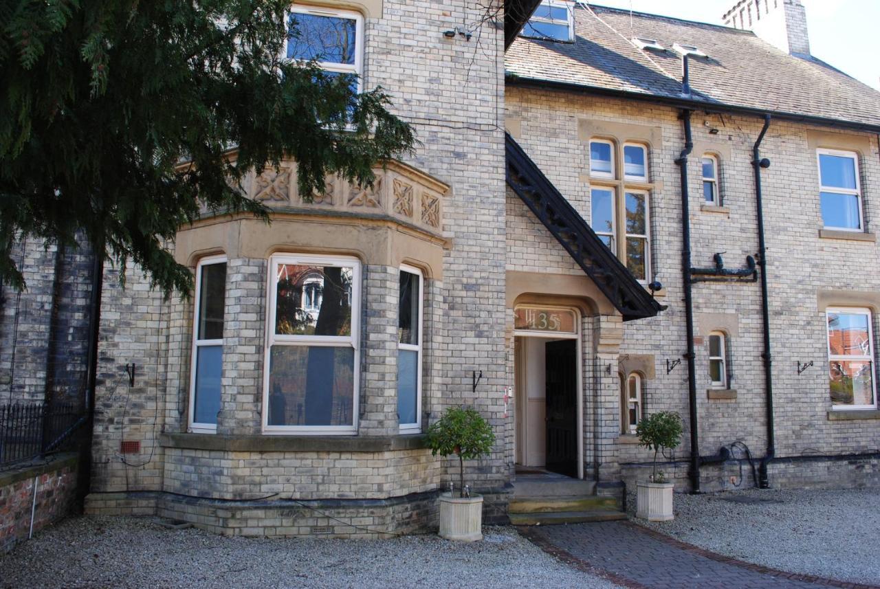 Melton Guest House Йорк Экстерьер фото
